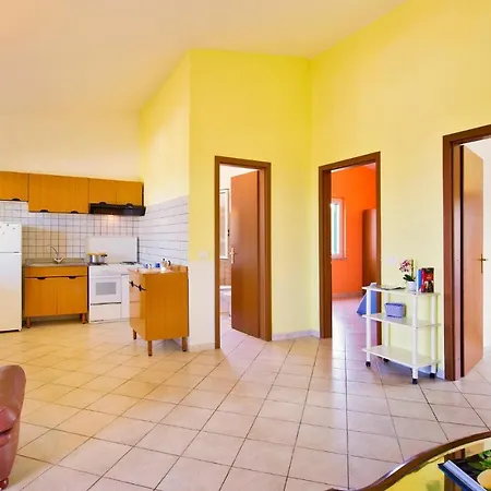 Nice home in S.Giovanni Zambrone w/ WiFi&2 Bedrooms Casa vacanze *